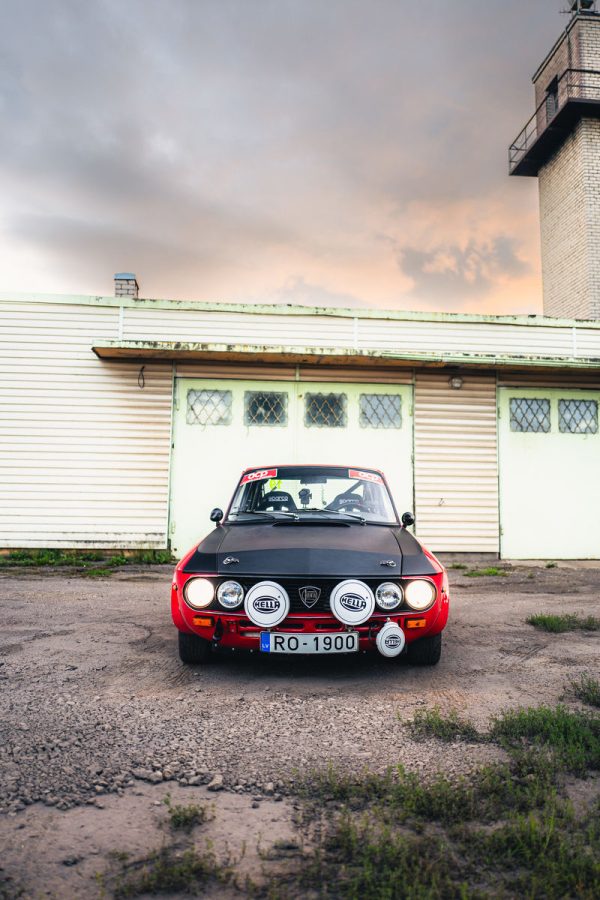 CARBON Aero hood for Lancia Fulvia Coupé - Image 2