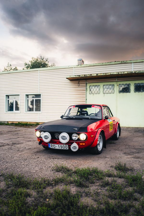 CARBON Aero hood for Lancia Fulvia Coupé - Image 3