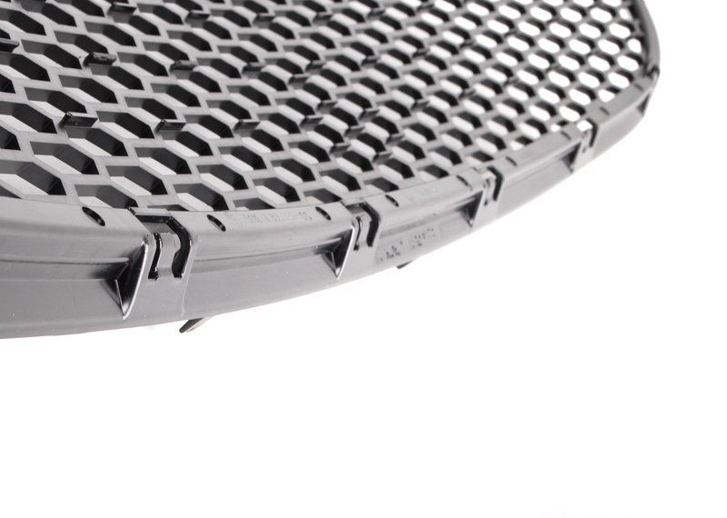 NEW GENUINE BMW 5 SERIES E60 E61 M5 FRONT BUMPER LOWER GRILL GRID BLACK 51117895739 - Image 4