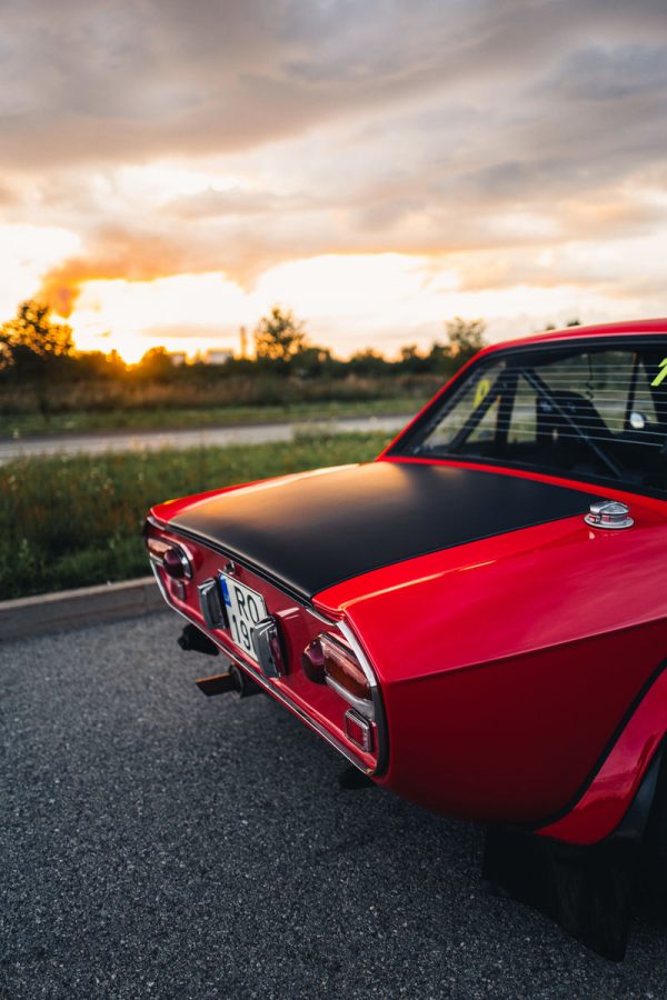 CARBON Aero trunk for Lancia Fulvia Coupé - Image 10