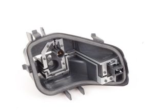 NEW GENUINE VW GOLF 2009-2013 OUTER TAIL LIGHT BULB CARRIER RIGHT O/S 5K0945258