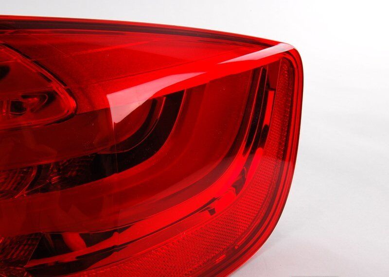 NEW GENUINE BMW E92 LCI 3 SERIES REAR LED O/S RIGHT OUTER TAIL LIGHT 63217251958 - Image 11