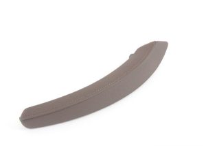BMW NEW GENUINE X5 E70 REAR DOOR PULL TRIM HANDLE BROWN TOBACCO NEVADA RIGHT O/S 51416970172