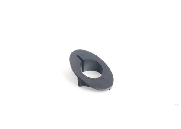 MINI NEW GENUINE R52 CONVERTIBLE WIND DEFLECTOR SUPPORT SPACER 51437131111 - Image 3