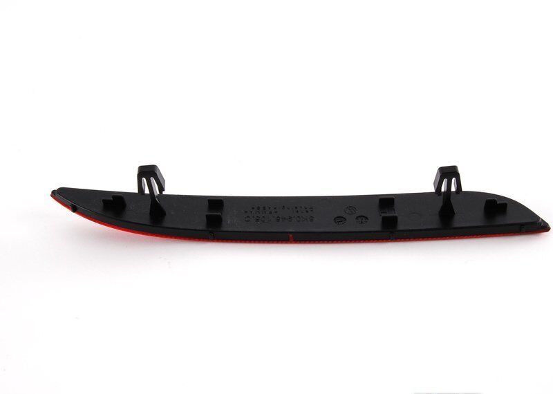 NEW GENUINE VW GOLF R MK6 09-14 REAR BUMPER LEFT RIGHT REFLECTOR SET PAIR 5K0945105K + 5K0945106K - Image 4