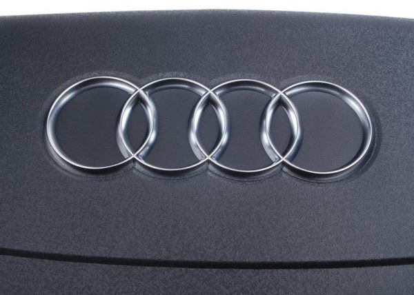NEW GENUINE AUDI A6 05-11 A8 03-10 2.4 3.2 FSI PETROL ENGINE BLACK COVER TRIM 06E103926D - Image 3
