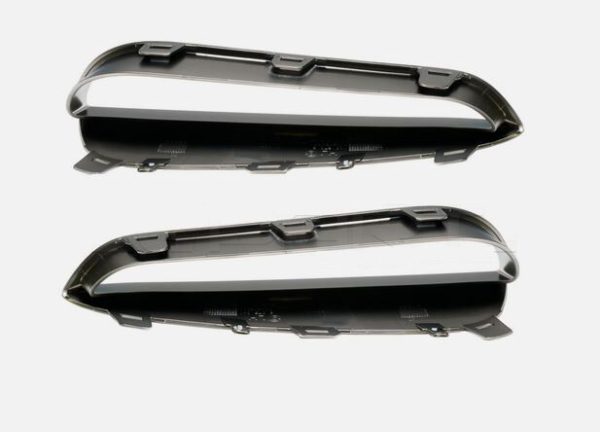 NEW GENUINE BMW 1 SERIES F40 M AERODYNAMICS CLIPS LEFT N/S RIGHT O/S SET 51118075041+51118075042