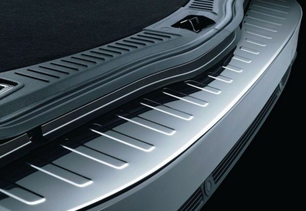 NEW GENUINE FORD MONDEO 2010-2014 REAR BUMPER LOAD PROTECTION COVER 1704114 - Image 3