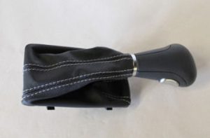 NEW GENUINE AUDI A5/S5 AUTOMATIC TRANSMISSION GEAR SELECTOR SHIFTER HANDLE 8K2713139ADEJ