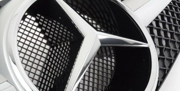 NEW GENUINE MERCEDES MB SL R230 FACELIFT FRONT RADIATOR GRILL MATTE ALUMINIUM A23088022839776 - Image 2