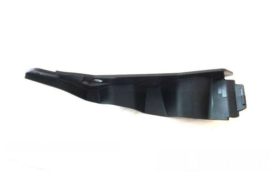 NEW GENUINE MERCEDES BENZ MB C W204 AMG REAR BUMPER WHEEL ARCH COVER RIGHT O/S A2046907630