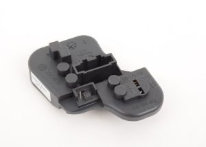 NEW GENUINE VW GOLF 2009-2013 INNER TAIL LIGHT BULB CARRIER RIGHT O/S 5K0945260