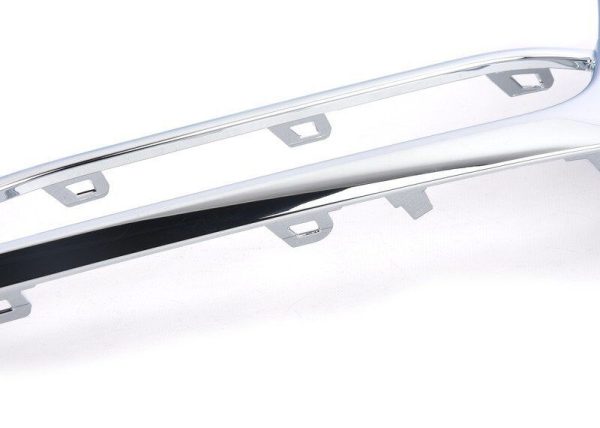 NEW GENUINE BMW 5 SERIES G30 G31 FRONT BUMPER LUXURY LINE CHROME TRIM RIGHT O/S 51117385284 - Image 2