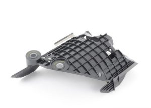 NEW GENUINE VW BEETLE 06-10 RIGHT O/S HEADLIGHT MOUNTING BRACKET 1C0941054