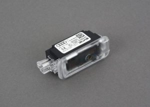 FOR NEW GENUINE AUDI RS SPORT FRONT LEFT DOOR ENTRY LED PUDDLE LIGHT LOGO 4S0947409