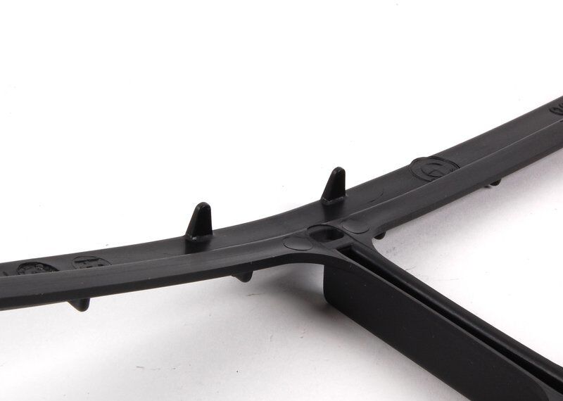 BMW NEW GENUINE Z3 1995-2003 1.8 1.9 FRONT BUMPER LOWER CENTER GRILLE 51118398160 - Image 5