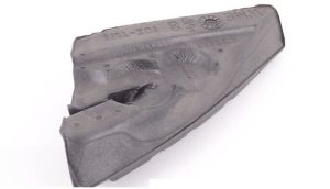 BMW NEW GENUINE 5 E60 E61 FRONT INTERIOR TRIANGLE TWEETER COVER SEAL RIGHT 51337076124