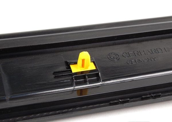 BMW NEW GENUINE 3 E90 E91 M SPORT N/S LEFT FRONT DOOR ENTRY SILL STRIP 51477907151 - Image 4