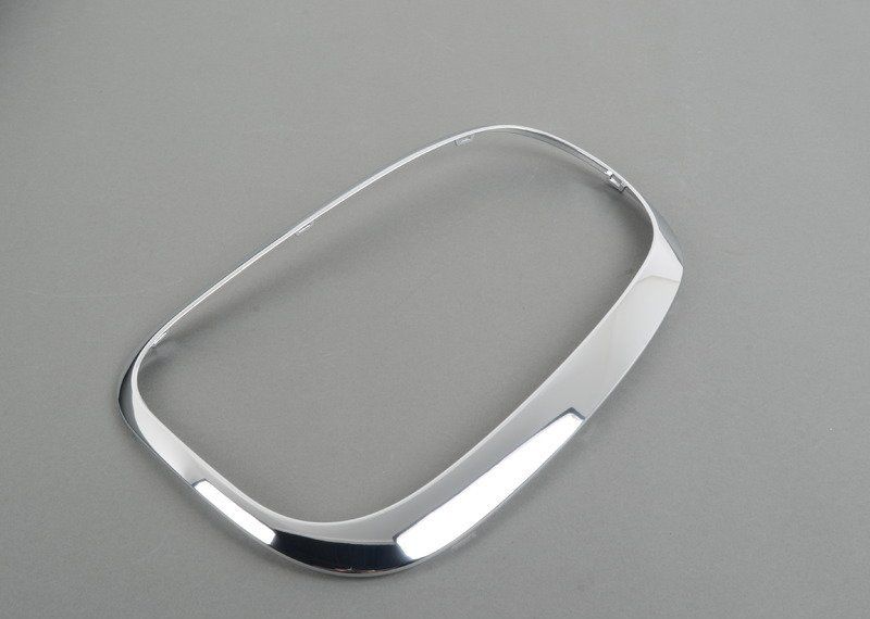GENUINE MINI COUNTRYMAN REAR O/S RIGHT TAIL LIGHT CHROME SURROUND 52109806936