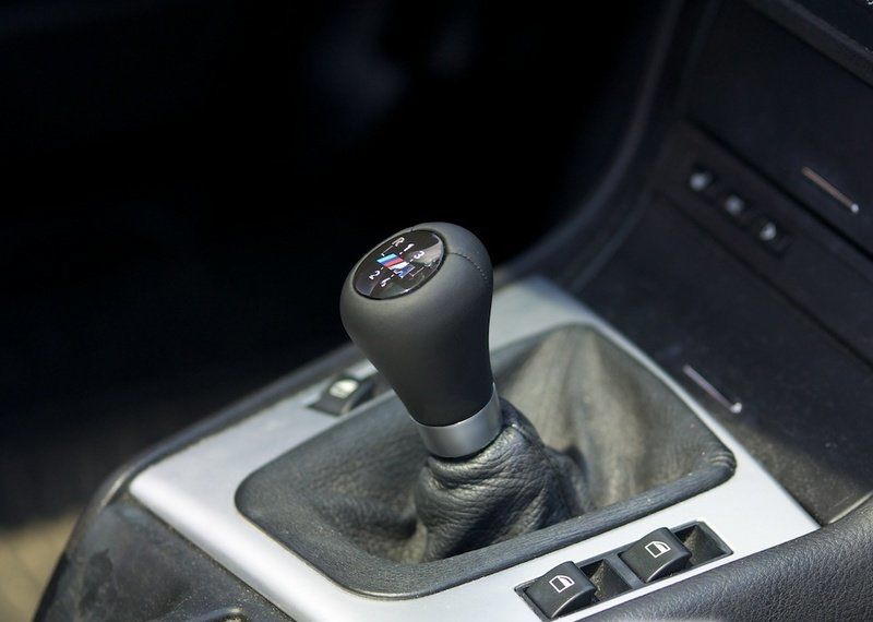 NEW GENUINE BMW 3 SERIES E46 M SPORT 5 SPEED BLACK LEATHER GEAR KNOB 25117896031 - Image 9