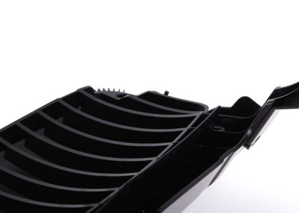 NEW GENUINE BMW 7 SERIES E65 E66 V12 FRONT RADIATOR GRILL FRAME 51138268325 - Image 7