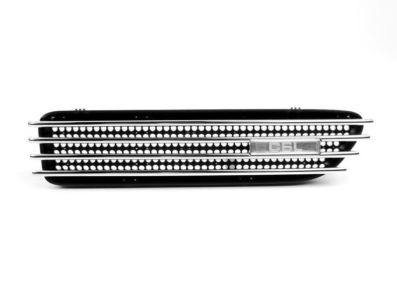 NEW GENUINE BMW 3 E46 CSL RIGHT O/S WING FENDER GRILLE CSL BADGE 51137895914 - Image 4