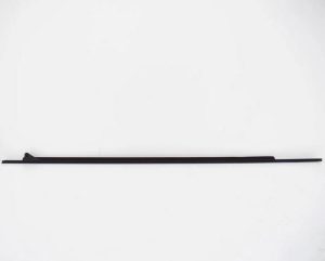 NEW GENUINE AUDI A3 8P FRONT LEFT OUTER WINDOW APERTURE SEAL 8P3837477C