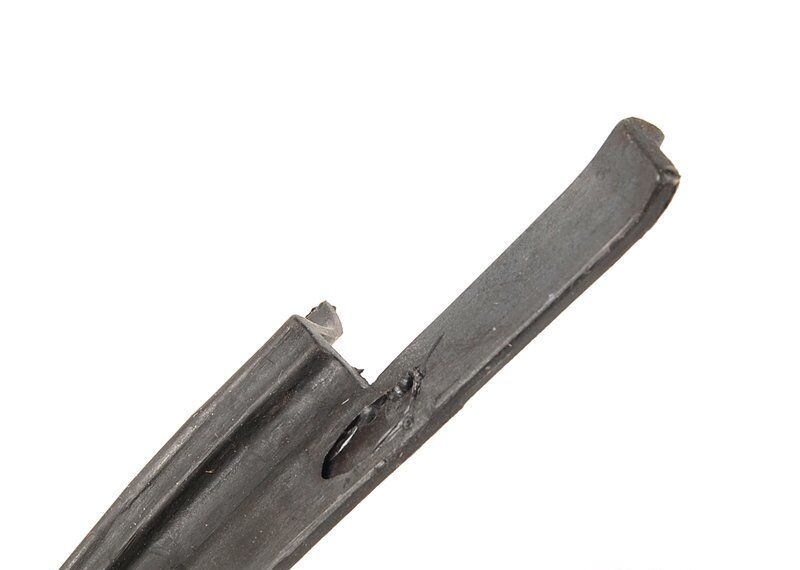 BMW NEW GENUINE 5 E39 1995 - 2000/09 FRONT UPPER HEADLIGHT GASKET SEAL RIGHT O/S 63128387514 - Image 6