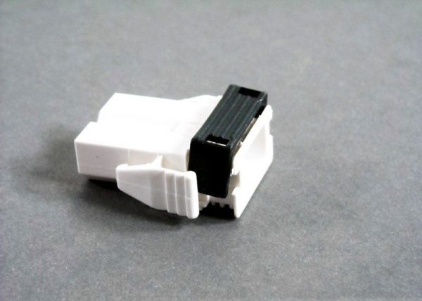 NEW GENUINE BMW 3 5 7 SERIES E24 E30 E32 E34 E36 PLUG HOUSING 2 PIN  61131378401 - Image 4