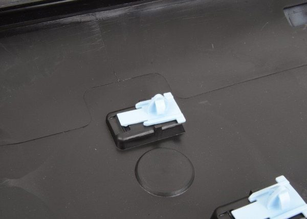 NEW GENUINE AUDI Q7 2007 - 2009 REAR RIGHT DOOR LOWER TRIM MOLDING 4L0853970E1RR - Image 3
