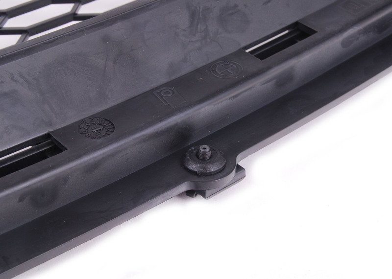 NEW GENUINE BMW 3 E90 E91 LCI 2008-2012 FRONT BUMPER CENTER M ACC GRILL 51118047366 - Image 4