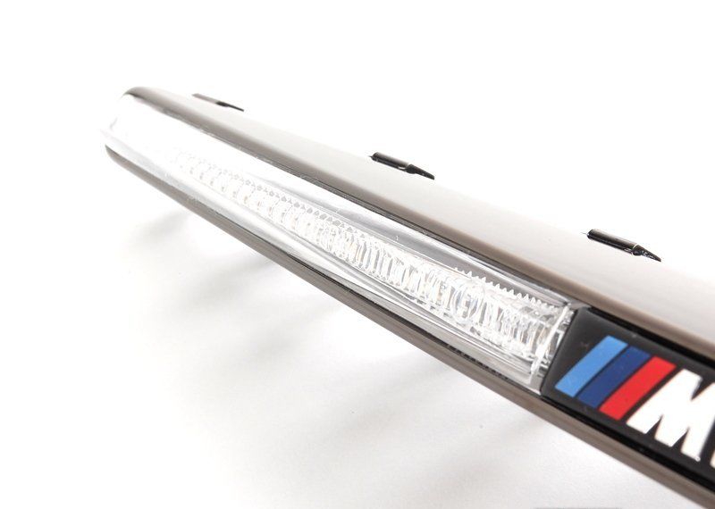 NEW GENUINE BMW 3 SERIES M3 COUPE E92 FRONT FENDER TRIM GRILLE RIGHT O/S 51137979352 - Image 4