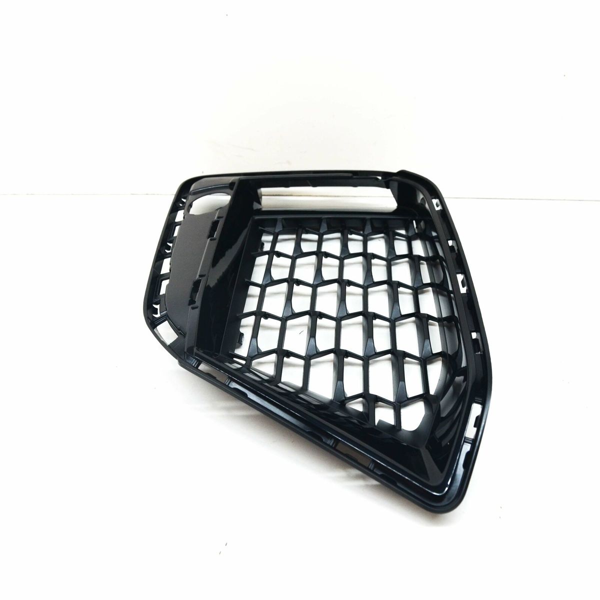 NEW GENUINE BMW 5 SERIES G30 M SPORT FRONT BUMPER GRILL AIR INTAKE OPEN LEFT 51118098669 - Image 3