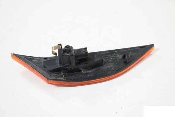 NEW GENUINE PORSCHE 911 991 2011 RHD FRONT RIGHT SIDE WING SIDE MARKER LIGHT 99163125805 - Image 2