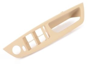 BMW NEW GENUINE E70 E71 FRONT DOOR RECESS GRAB HANDLE TRIM BEIGE RIGHT RHD 51416975780