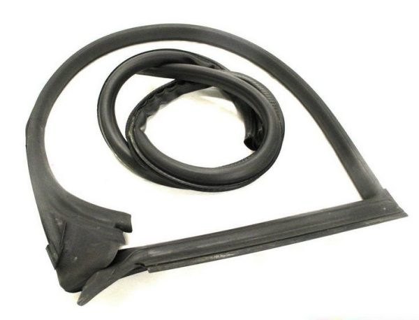 NEW GENUINE AUDI A5  2008-2016 OUTER RUBBER DOOR SEAL LEFT N/S 8T0837911G