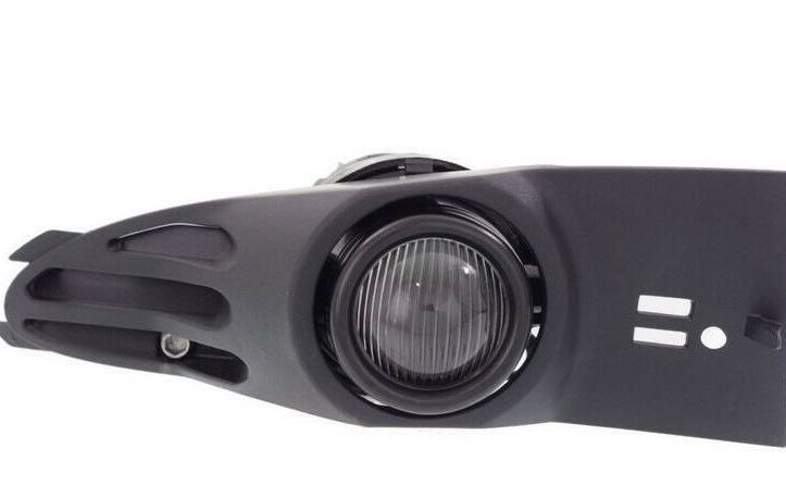 NEW GENUINE BMW 7 SERIES E65 FRONT RIGHT FOG LIGHT LAMP WITH FRAME 63178379684