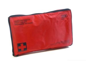 NEW GENUINE AUDI A4 2001-2004 A6 2005-2011 CENTER ARMREST VEHICLE FIRST AID KIT 8E0860281C