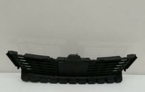 BMW 6 SERIES NEW GENUINE F06 FRONT BUMPER LOWER CENTRE ACC GRILL  51117304058