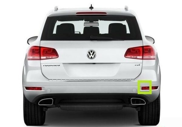 NEW GENUINE VW TOUAREG 11-14 REAR BUMPER INNER RIGHT O/S REFLECTOR 7P6945106 - Image 3