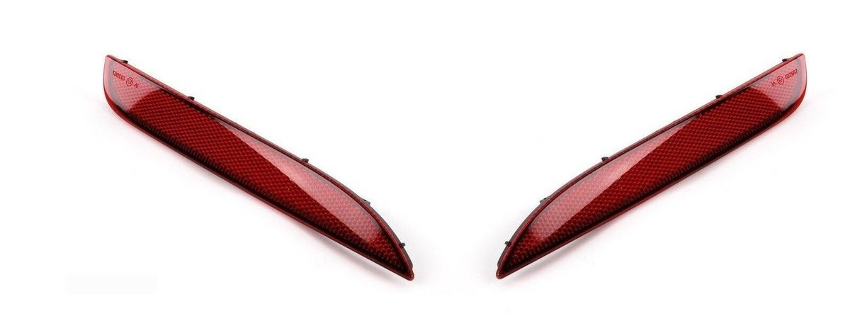 NEW GENUINE VW GOLF R MK6 09-14 REAR BUMPER LEFT RIGHT REFLECTOR SET PAIR 5K0945105K + 5K0945106K