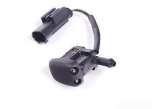 NEW GENUINE BMW 5 SERIES E39 HEATED WINDSCREEN WASHER NOZZLE JET 61668361039