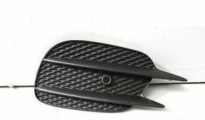 NEW GENUINE MERCEDES BENZ MB E W213 AMG STYLE FRONT BUMPER LOWER GRILL RIGHT