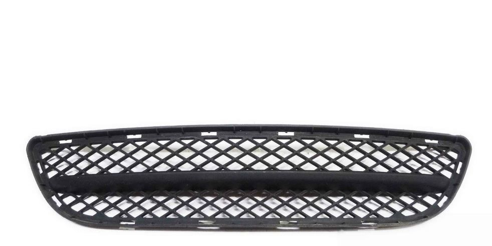 BMW NEW GENUINE 3 SERIES E90 E91 FRONT BUMPER CENTER LOWER GRILLE 51117154556