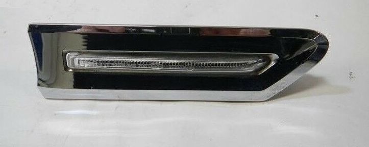 BMW NEW GENUINE 7 SERIES F01 F02 ADDITIONAL TURN INDICATOR LAMP RIGHT /S 63137203372