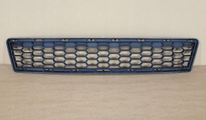 BMW X3 SERIES 10-14 NEW GENUINE FRONT M SPORT BUMPER LOWER CENTRE GRILL 51118048097