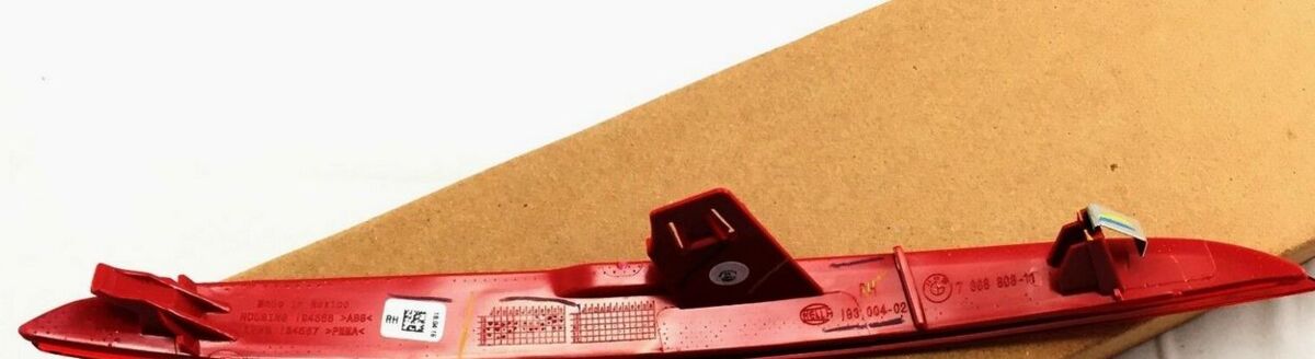 BMW NEW GENUINE E81 E87 E82 1 SERIES O/S RIGHT HEADLIGHT BRACKET ARM 7120824