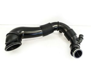 NEW GENUINE PORSCHE MACAN 2014 - 2018 RIGHT AIR INTAKE MANIFOLD HOSE 95B129532A