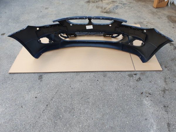 Front M Sport Bumper for E60 / E61 03-07 with PDC (24mm) / with Fog Lights - Image 2