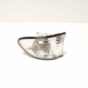 NEW GENUINE BMW E38 SALOON FRONT LEFT WHITE TURN CORNER LIGHT 63138387633